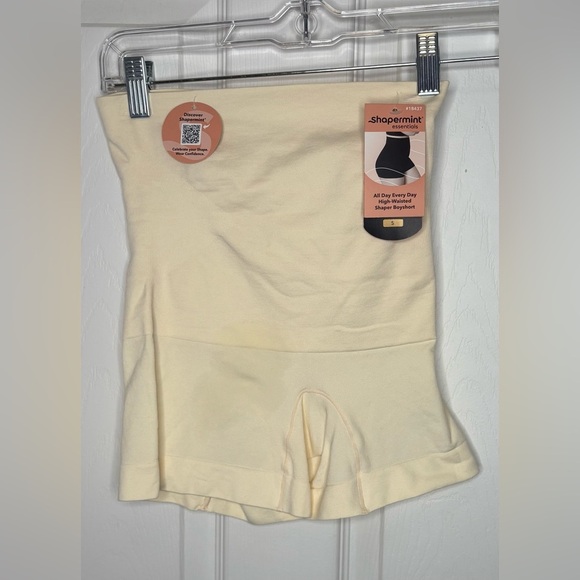 Shapermint Essentials High-Waisted Shaper Boyshort – Size Small (NWT) - Picture 2 of 5